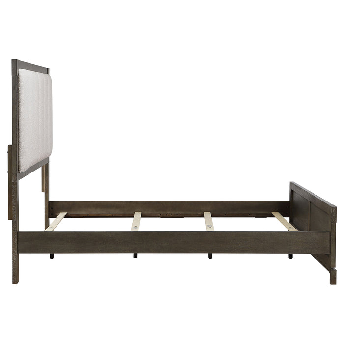 Gran Park Panel Bed