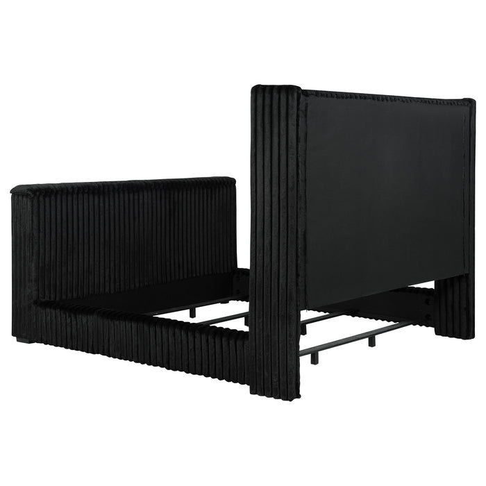 Centergrove Wingback TV Bed