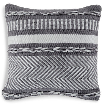 Yarnley Pillow