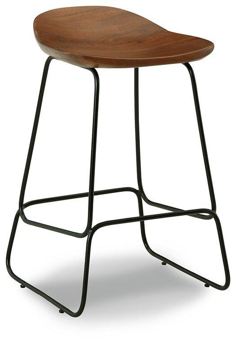 Wilinruck Counter Height Stool