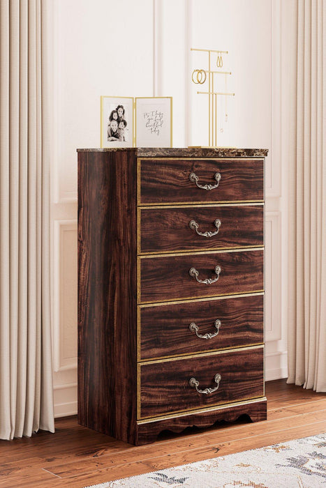 Glosmount Chest of Drawers