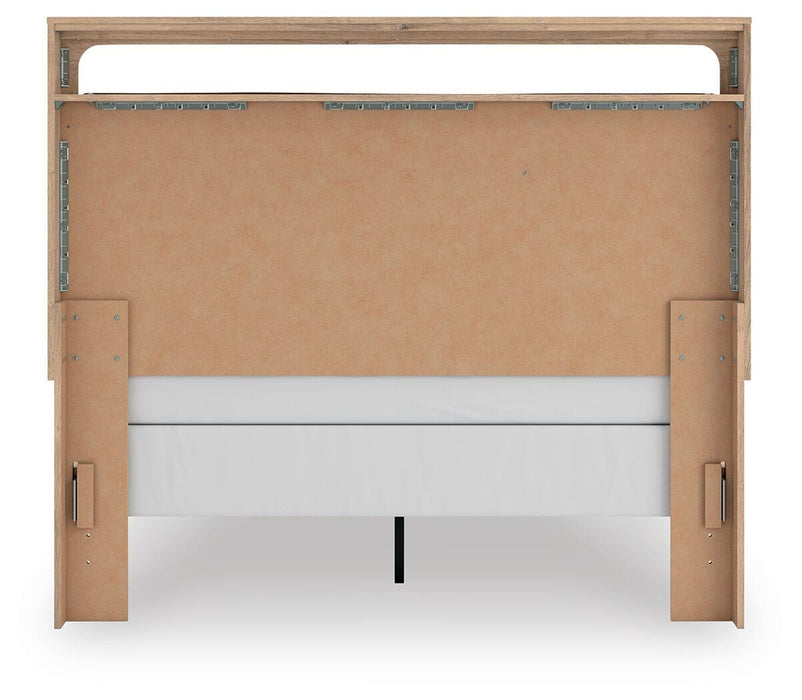 Kinlanni Upholstered Bed