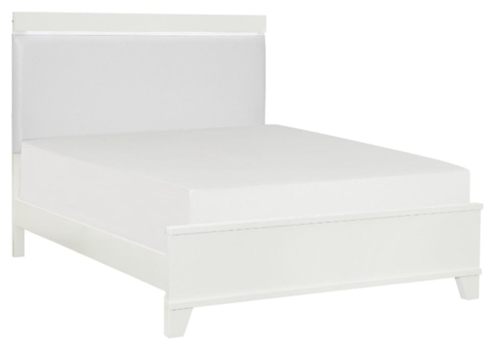 Homelegance Kerren King Platform Bed in White 1678WK-1EK*