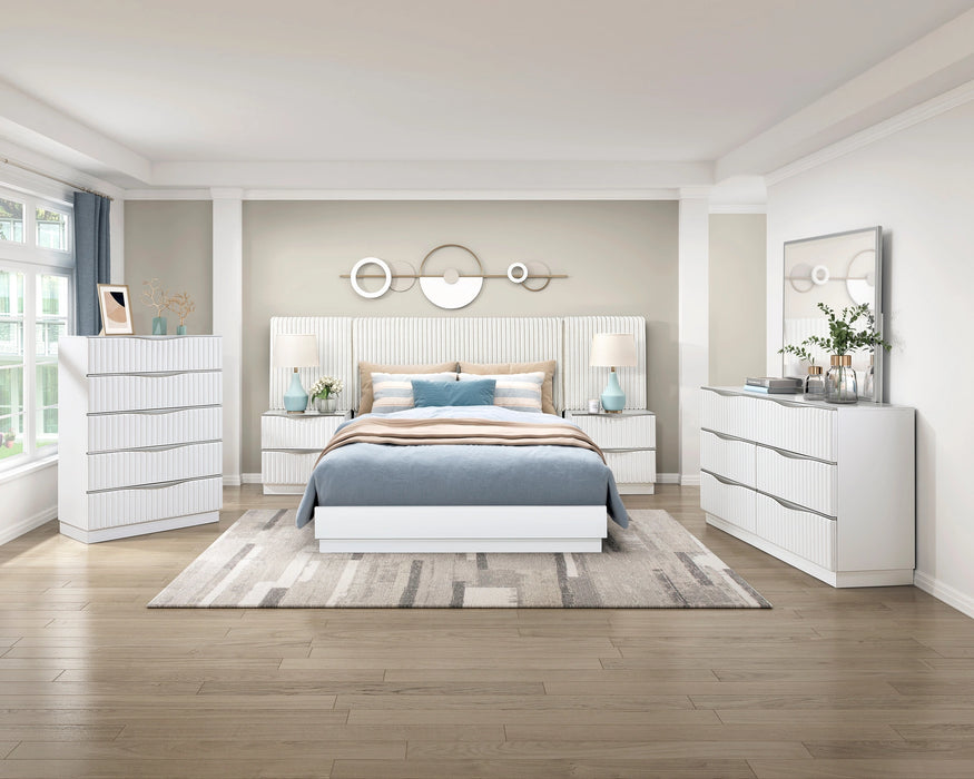 Linea Mirror